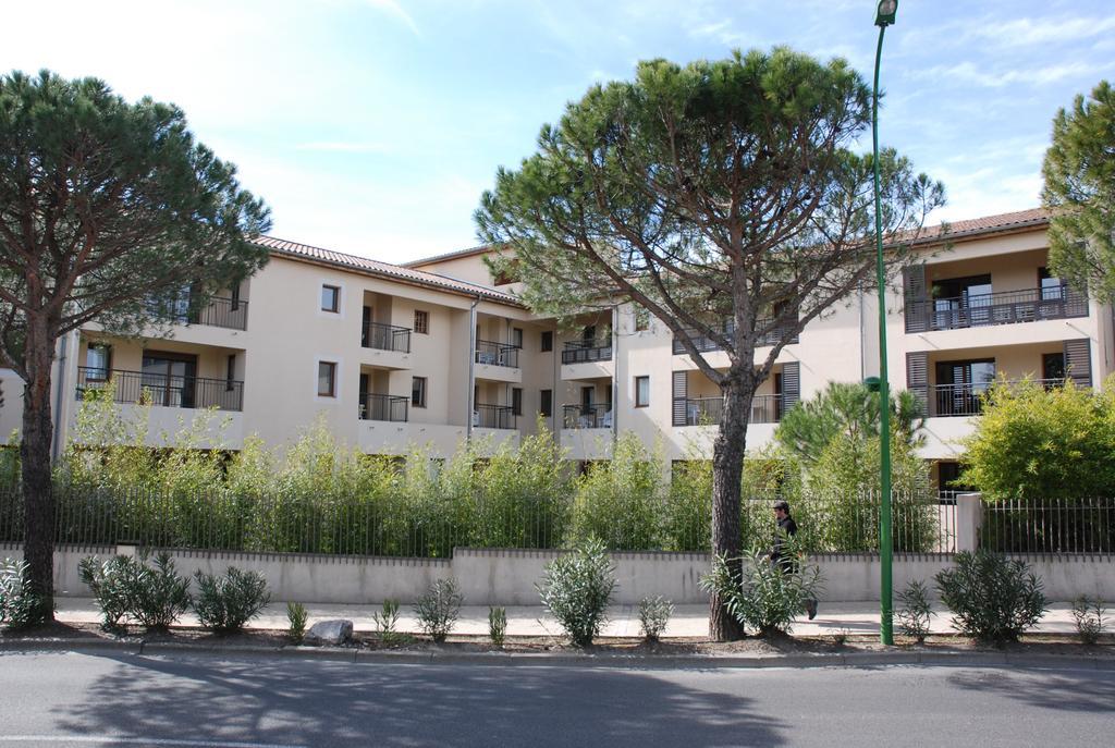 Uzes Appart Hotel Residence Le Mas Des Oliviers Exterior photo