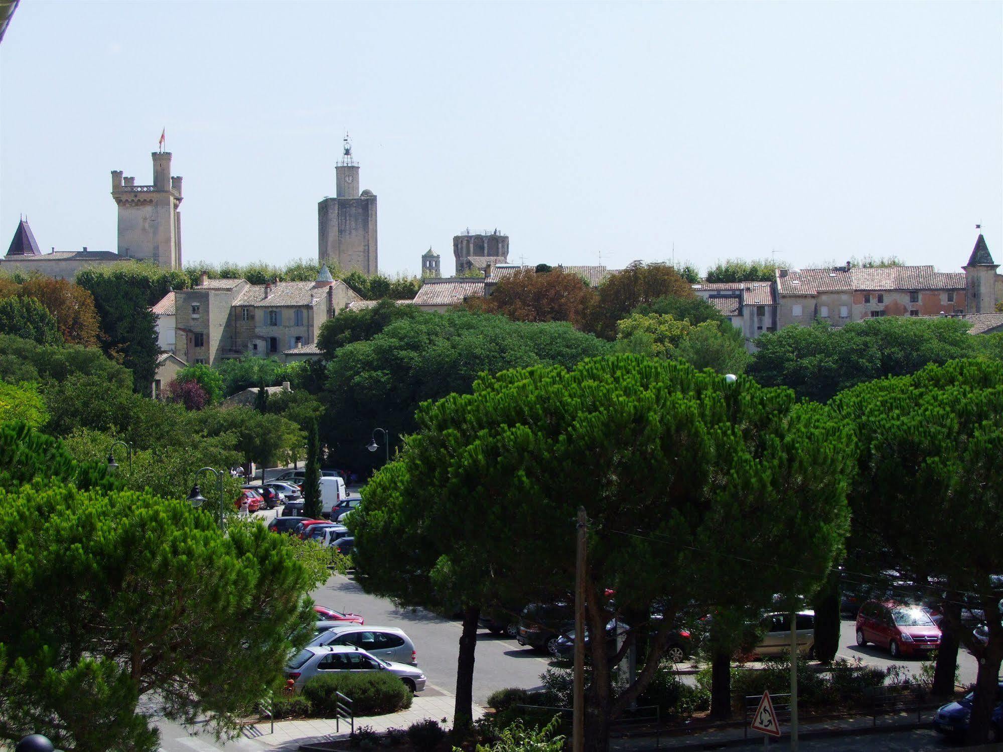 Uzes Appart Hotel Residence Le Mas Des Oliviers Exterior photo